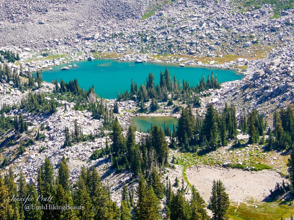 Read more about the article Upper Red Pine Lakes